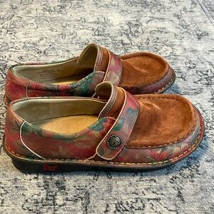 Alegria loafers